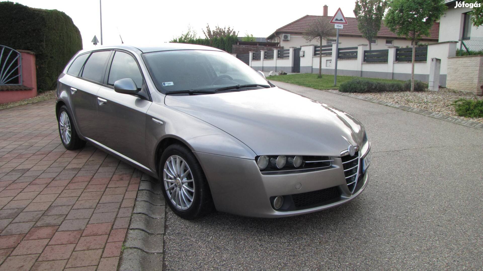 ALFA Romeo 159 SW 1.9 JTD 16V TI Frissen szervi...