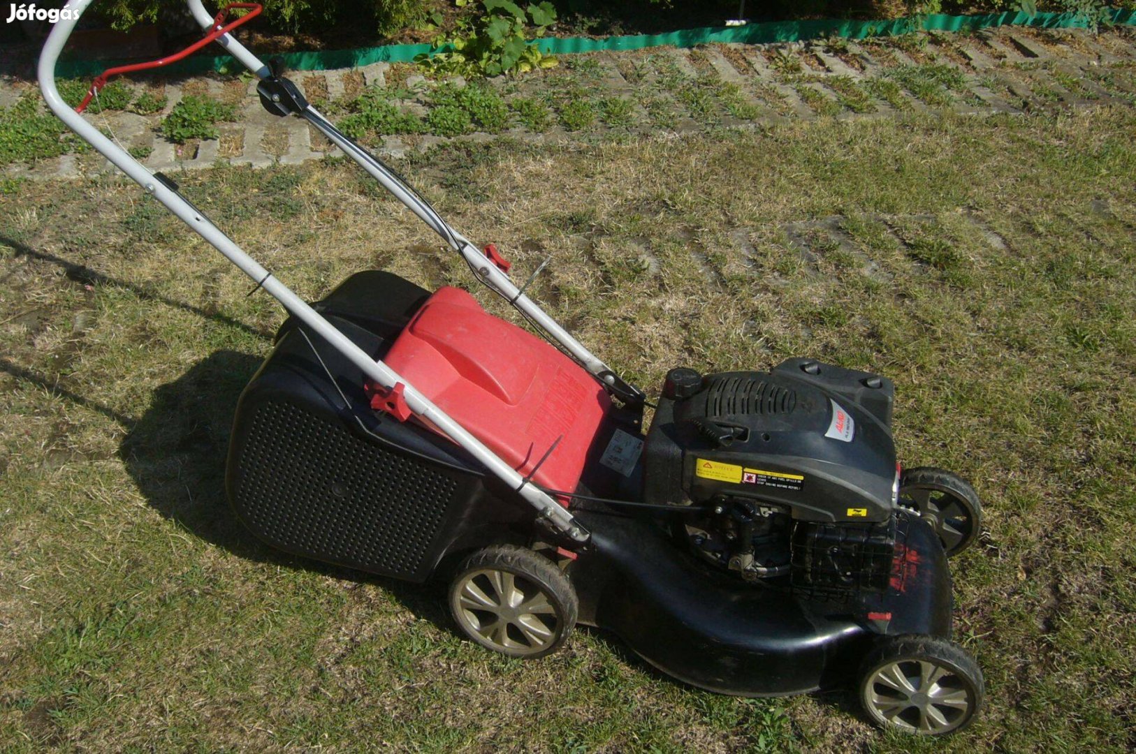 AL-CO Clasic 4.6 B benzines fűnyíró