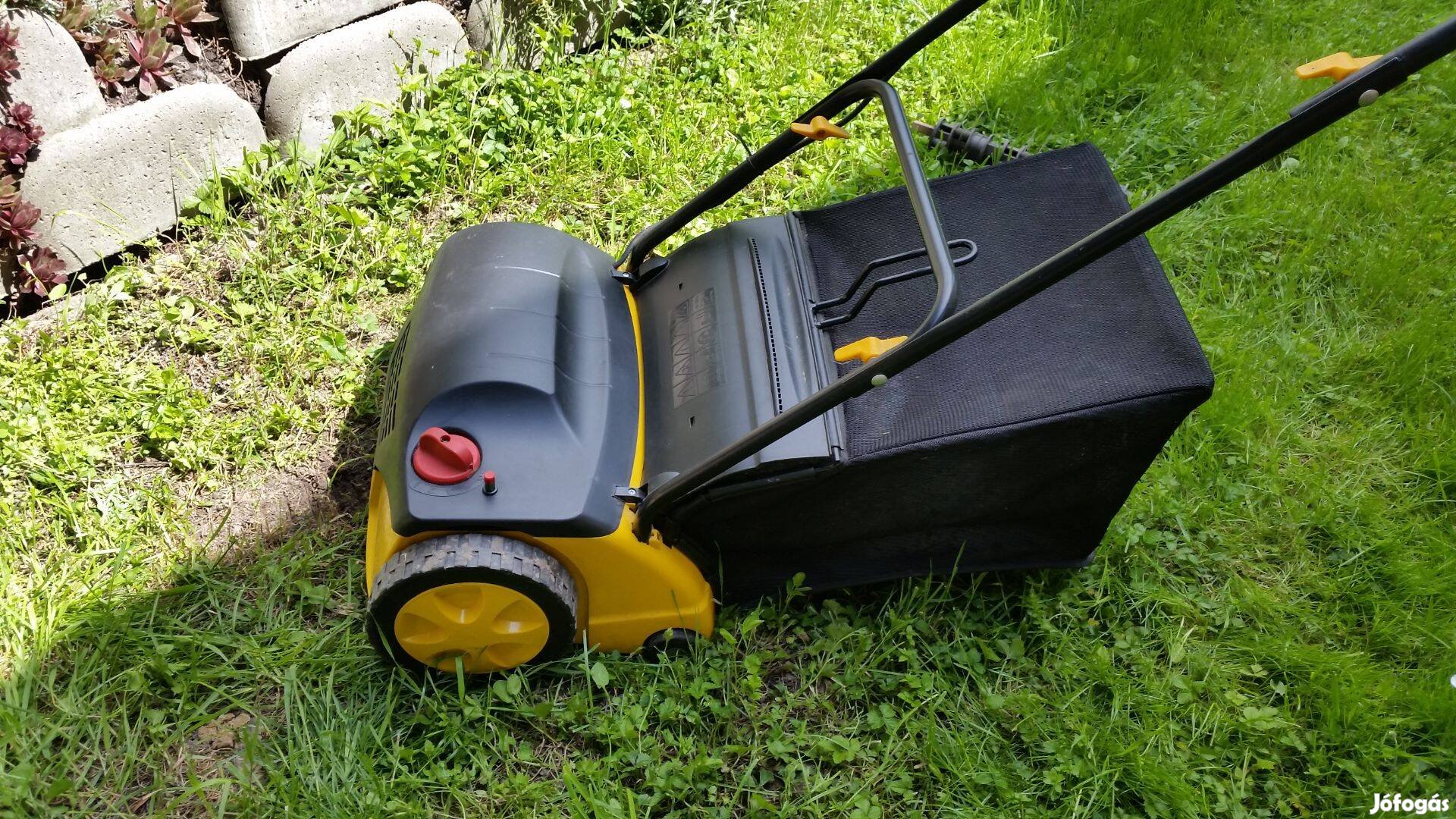 AL-KO gyeplazító/fűszellőztető