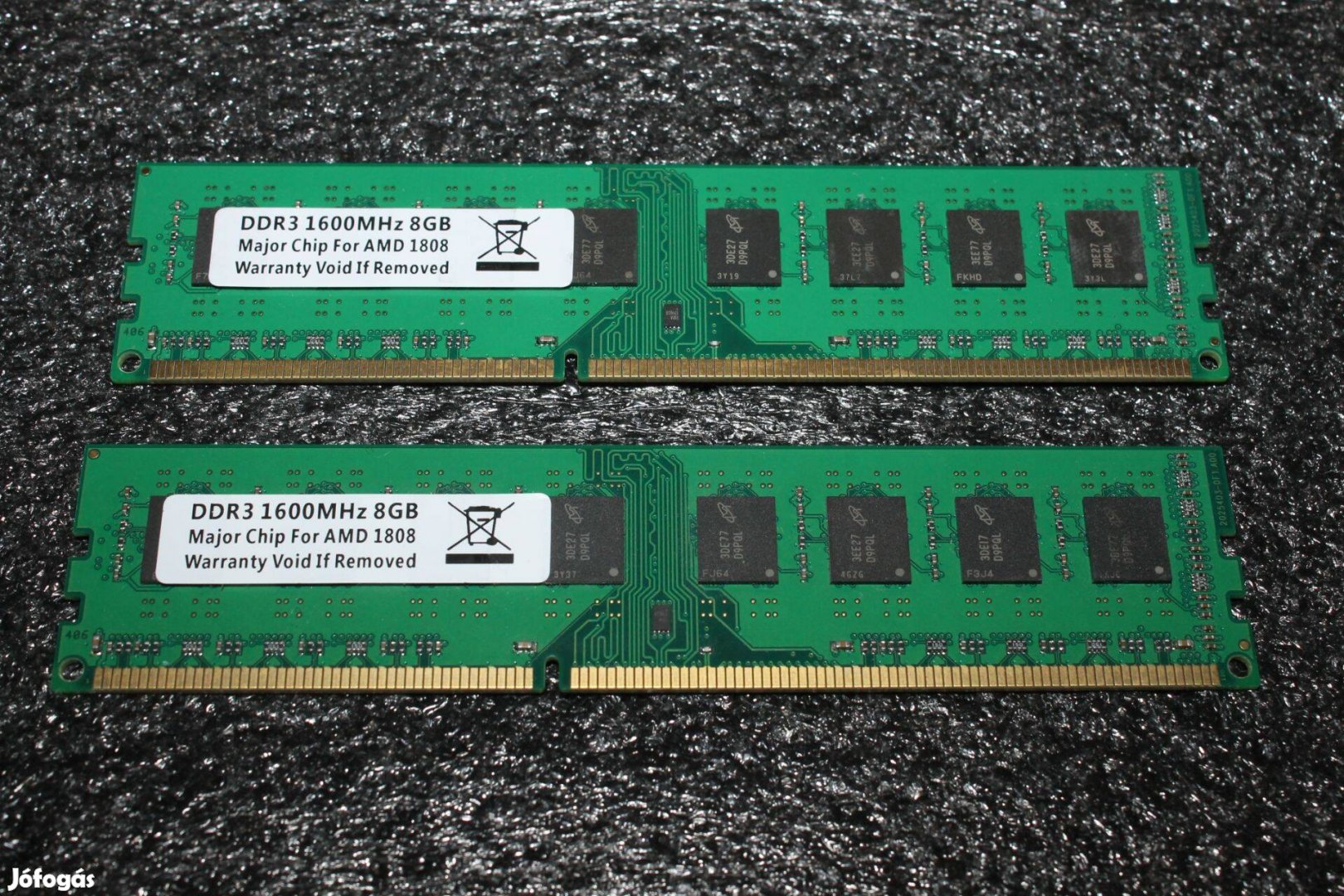 AMD 2x8GB 1600MHz DDR3 memória pár