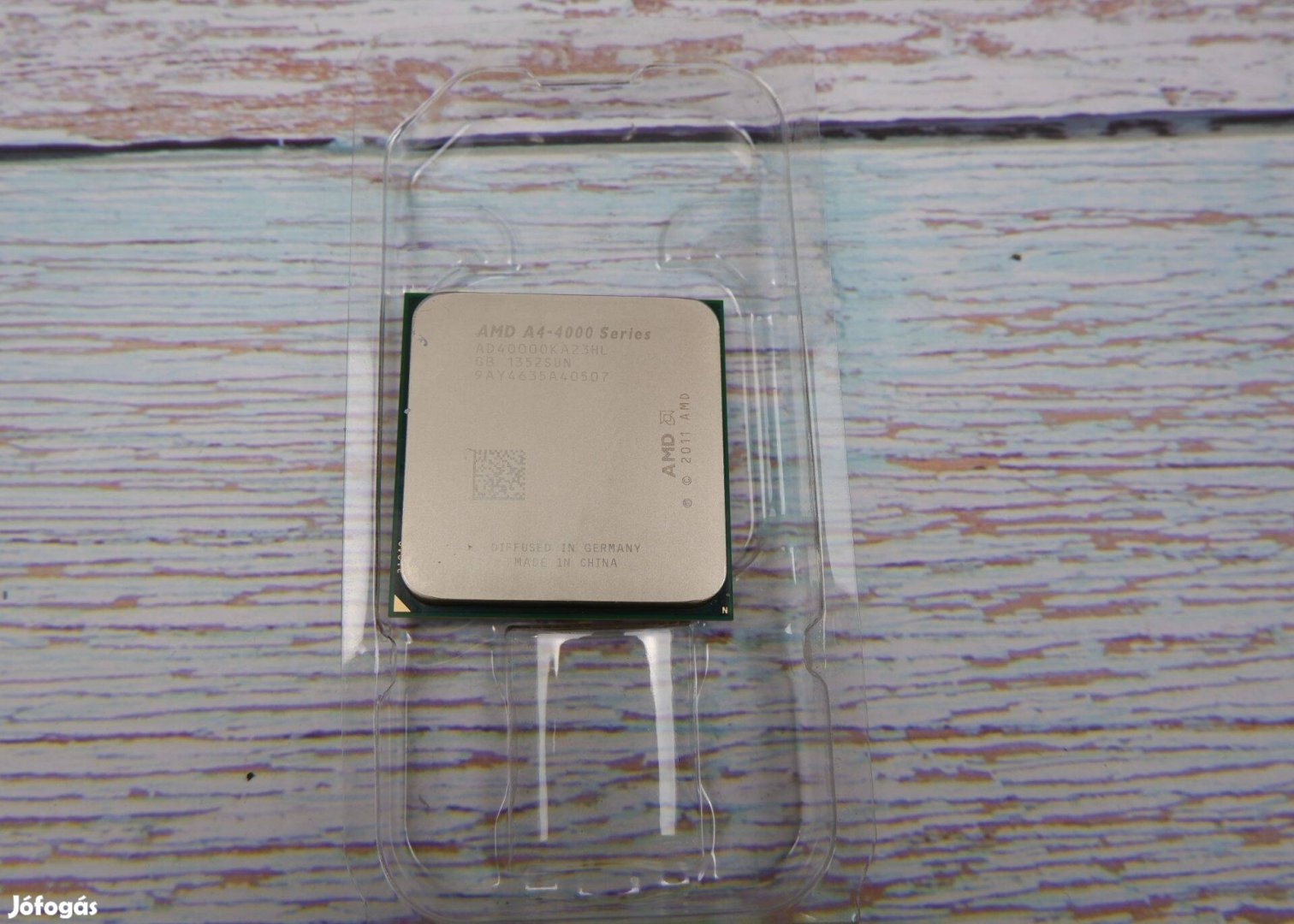 AMD A4-4000 processzor FM2 3.2 GHz 2 mag Ad40000KA23HL