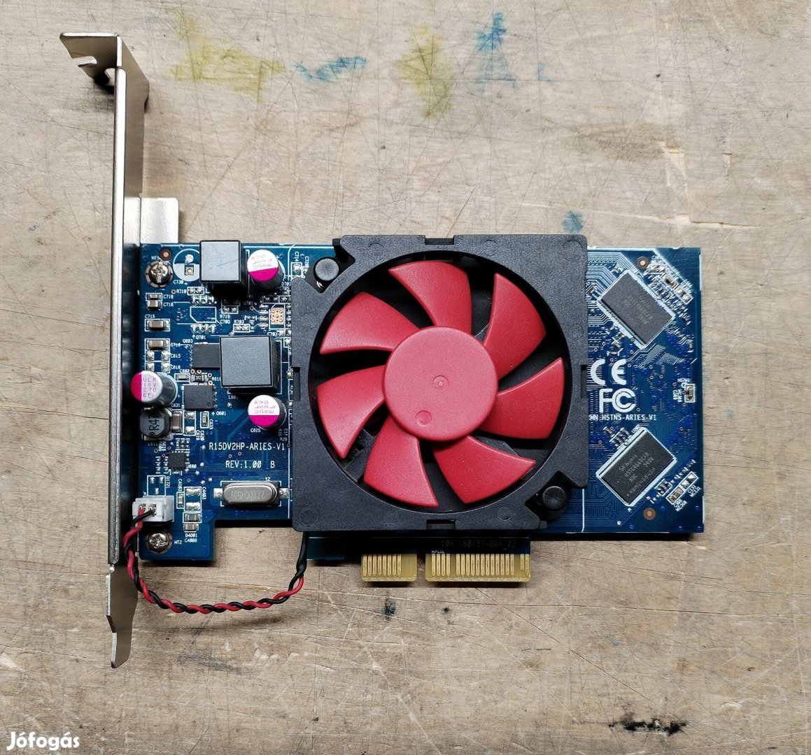 AMD Radeon R5 330 2GB DDR3 Pcie