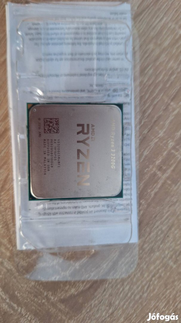 AMD Ryzen 3 3200G 