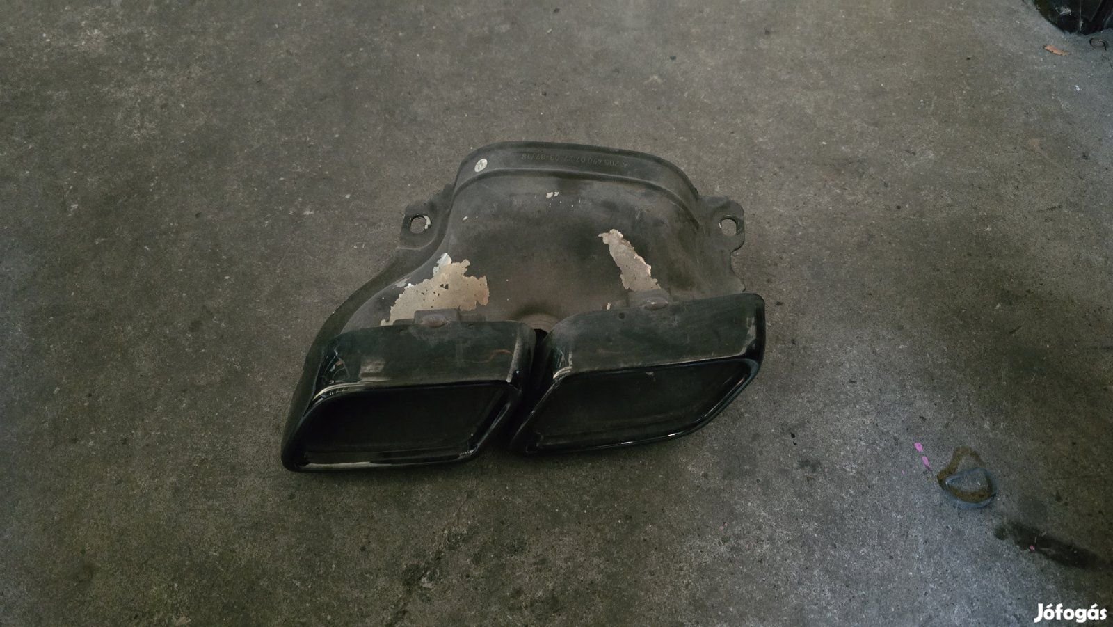 AMG dupla kipufogó vég bal A2054900727 eladó