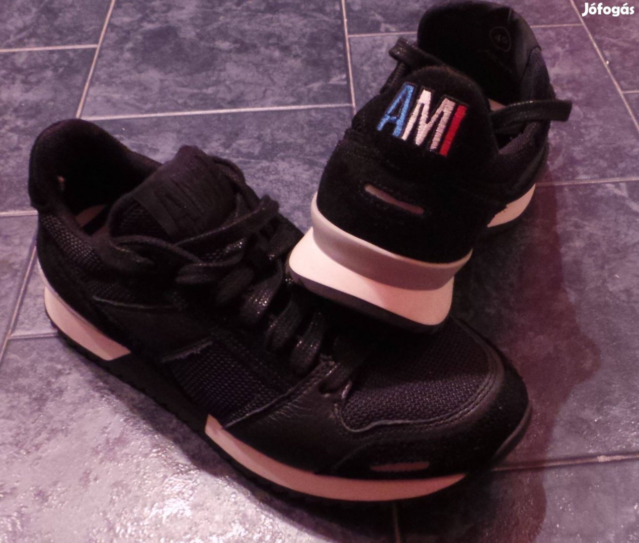 AMI Paris Sneakers