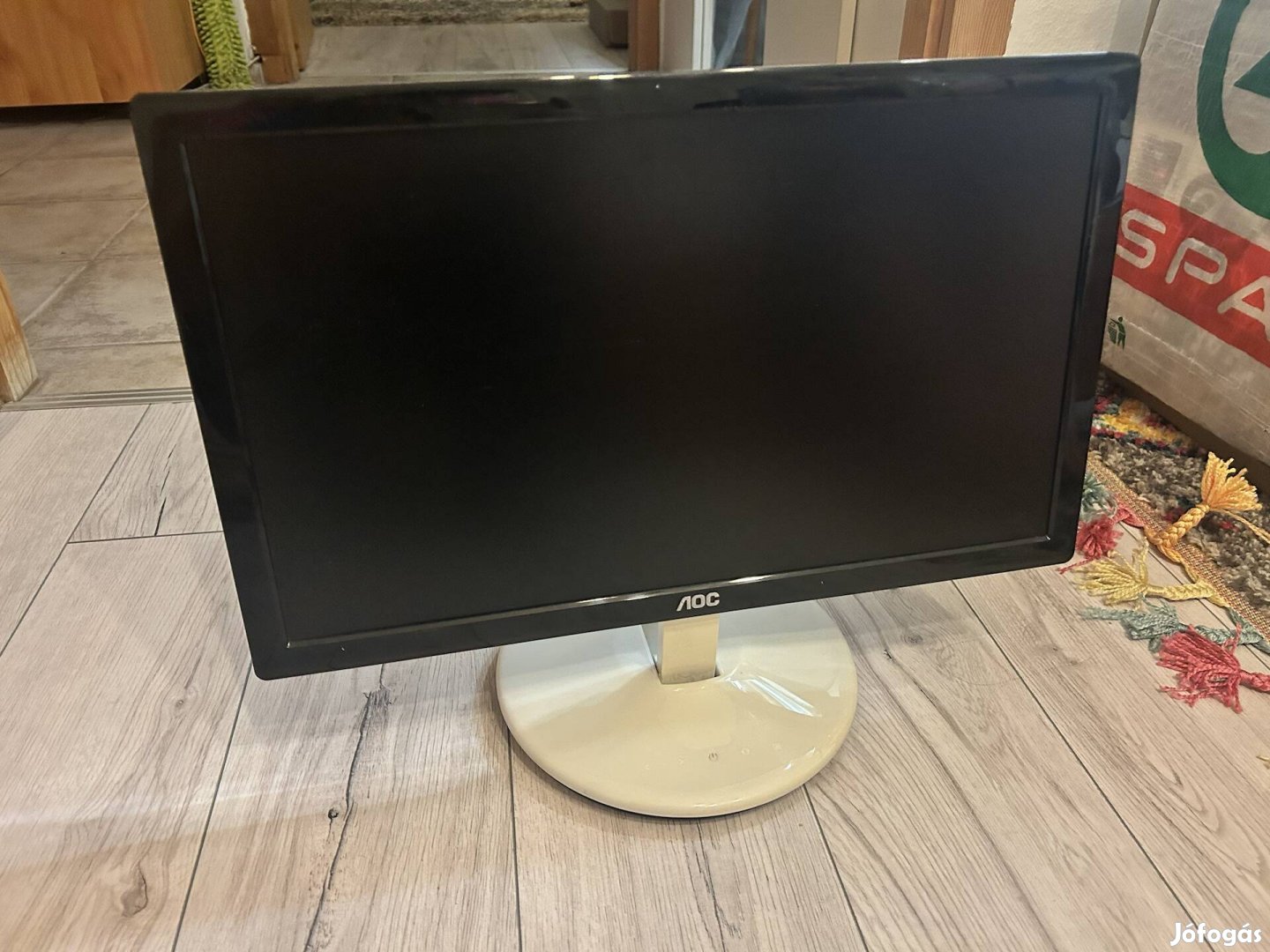 AOC monitor 18,5"