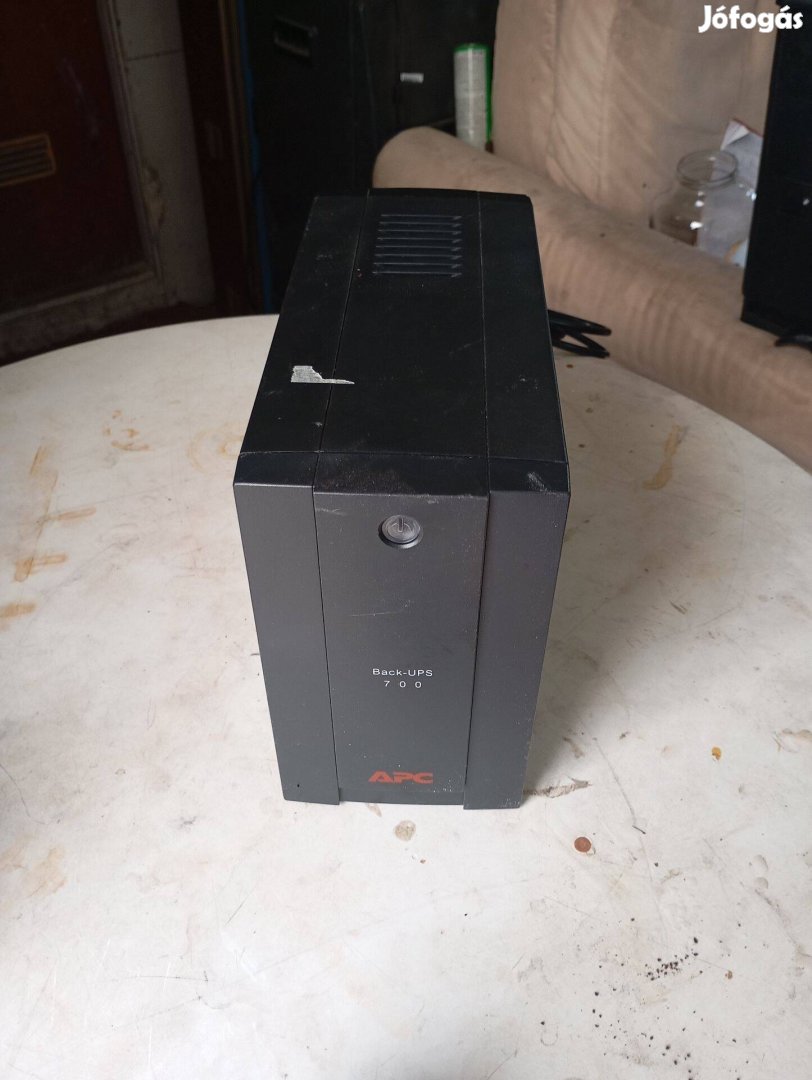APC 700 szünetmentes tápegység eladó