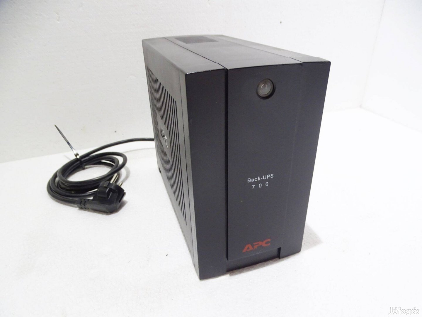 APC Back-UPS BX700U-GR szünetmentes tápegység táp