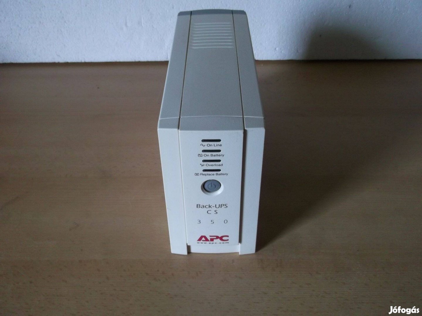 APC Back-UPS CS 350 szünetmentes tápegység