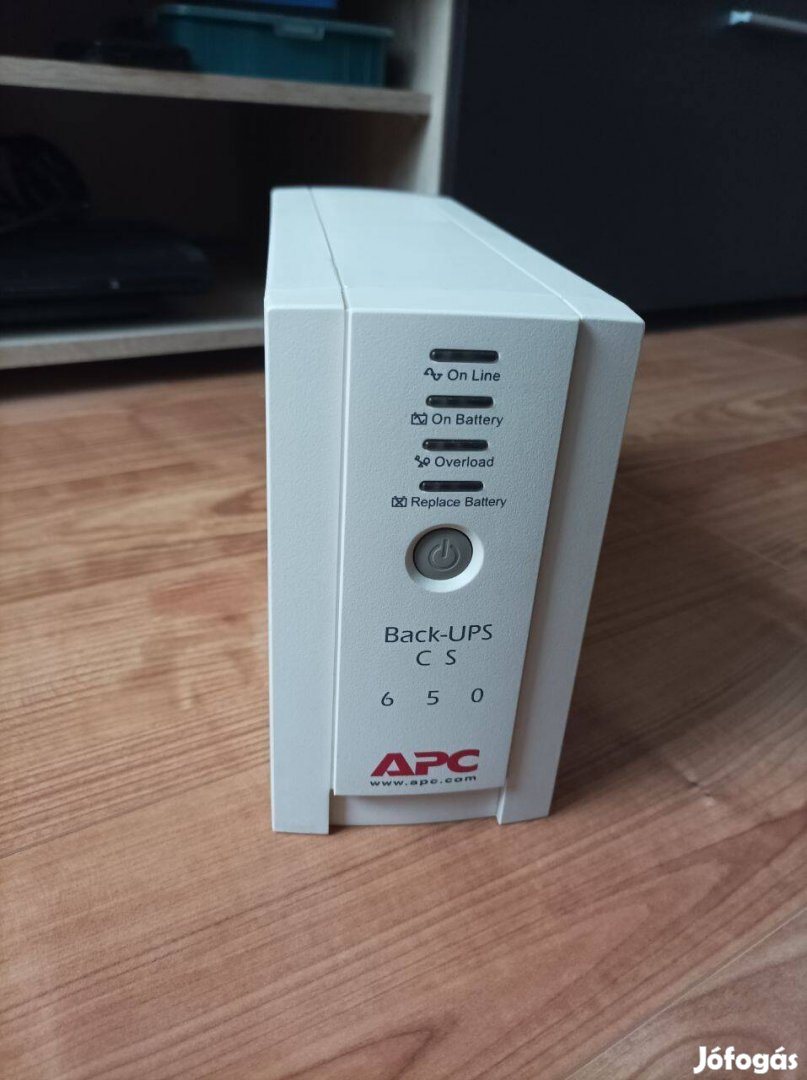 APC Back-UPS CS 650VA (BK650EI) Szünetmentes