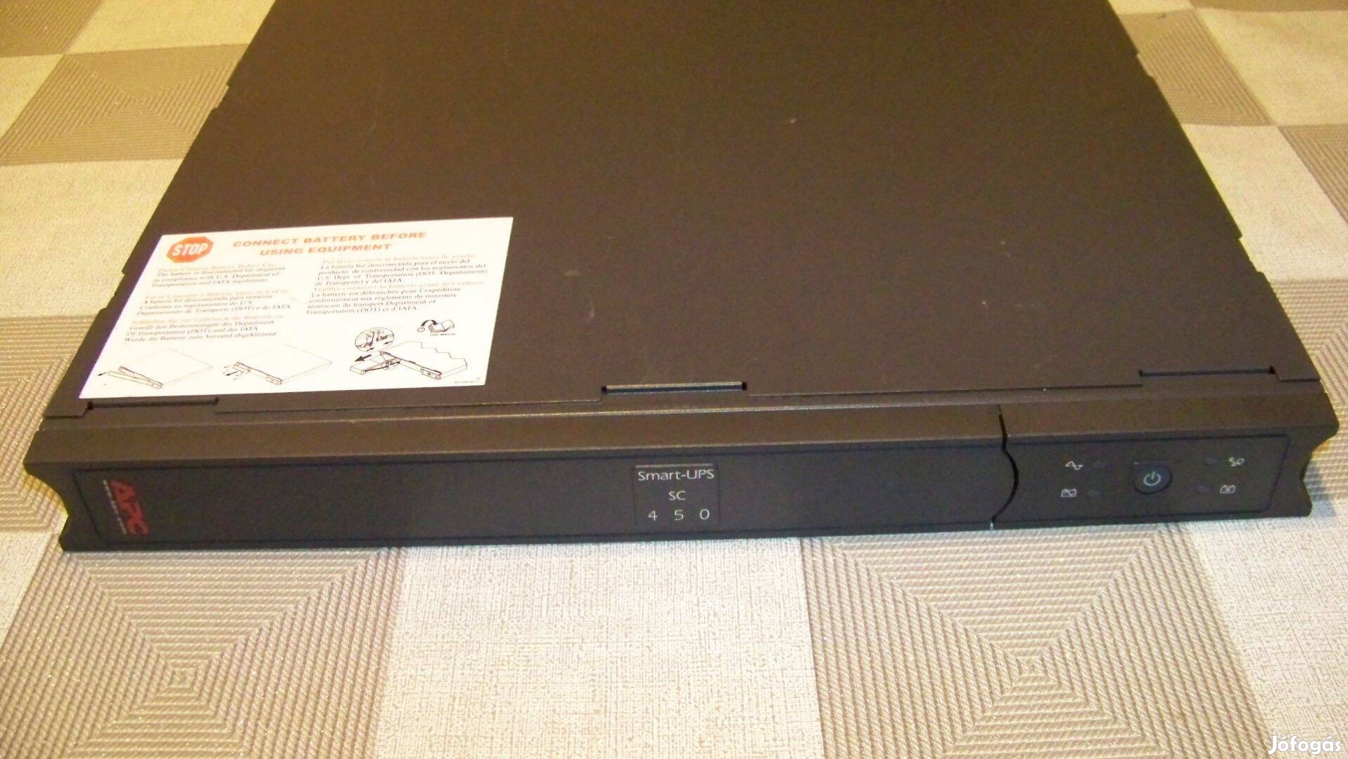 APC SC450RMI1U szünetmentes tápegység UPS