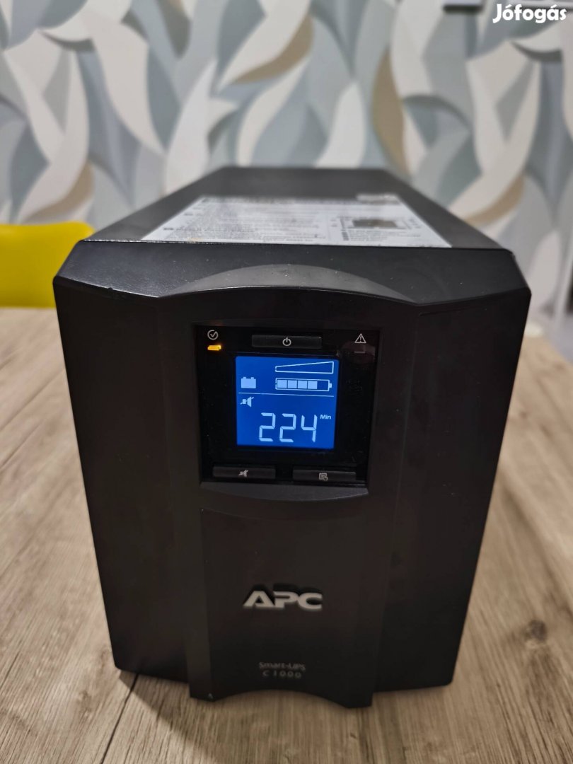 APC Smart 1000V szünetmentes