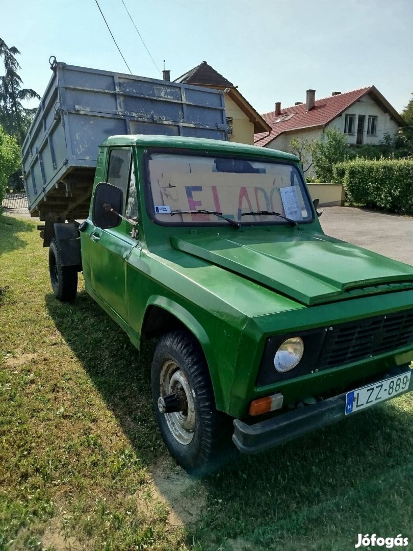 ARO 320D 4x4 hivatalosan 3 oldalra billencs +donor
