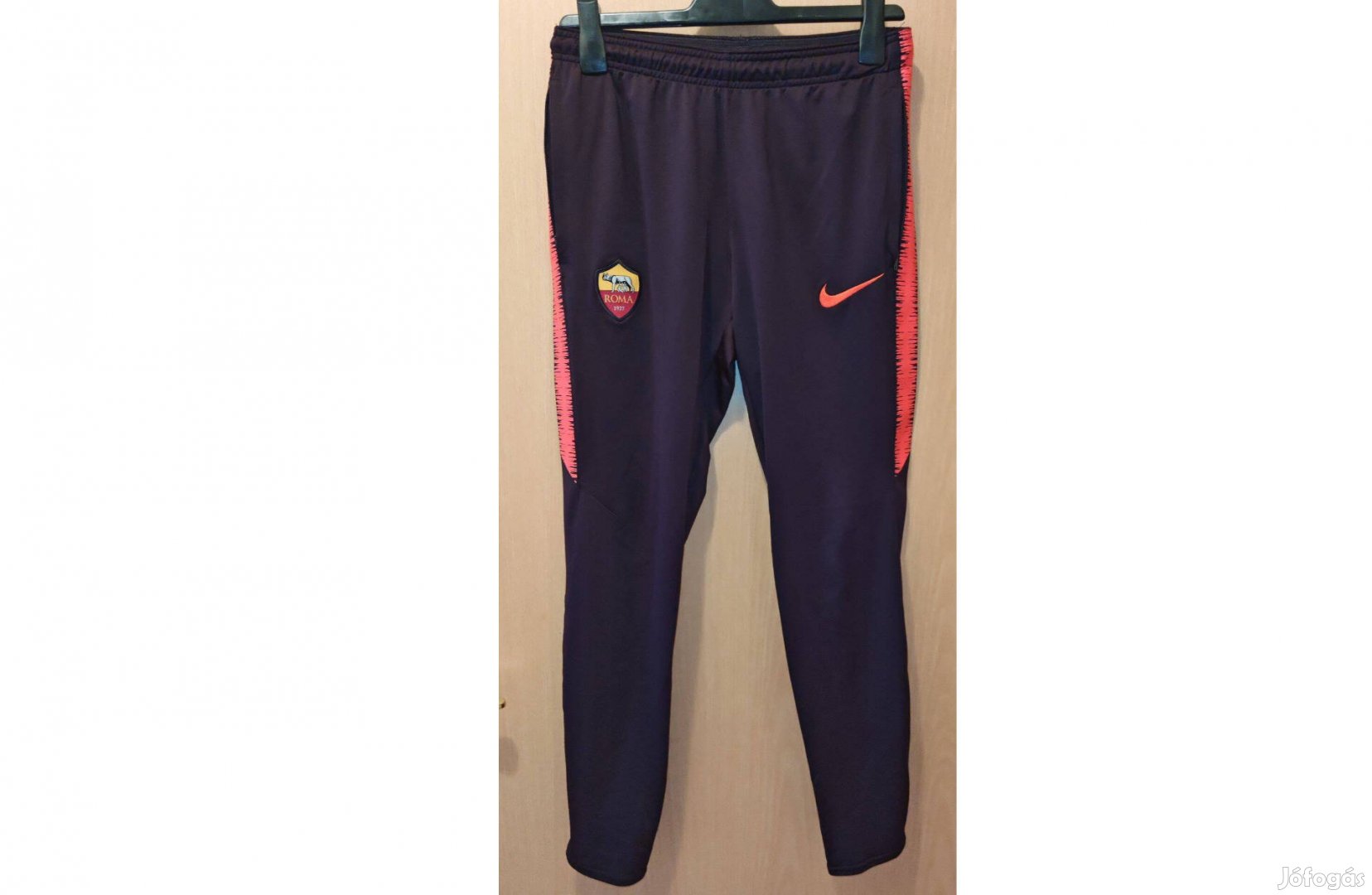 AS Roma eredeti Nike hosszú nadrág (S-es)