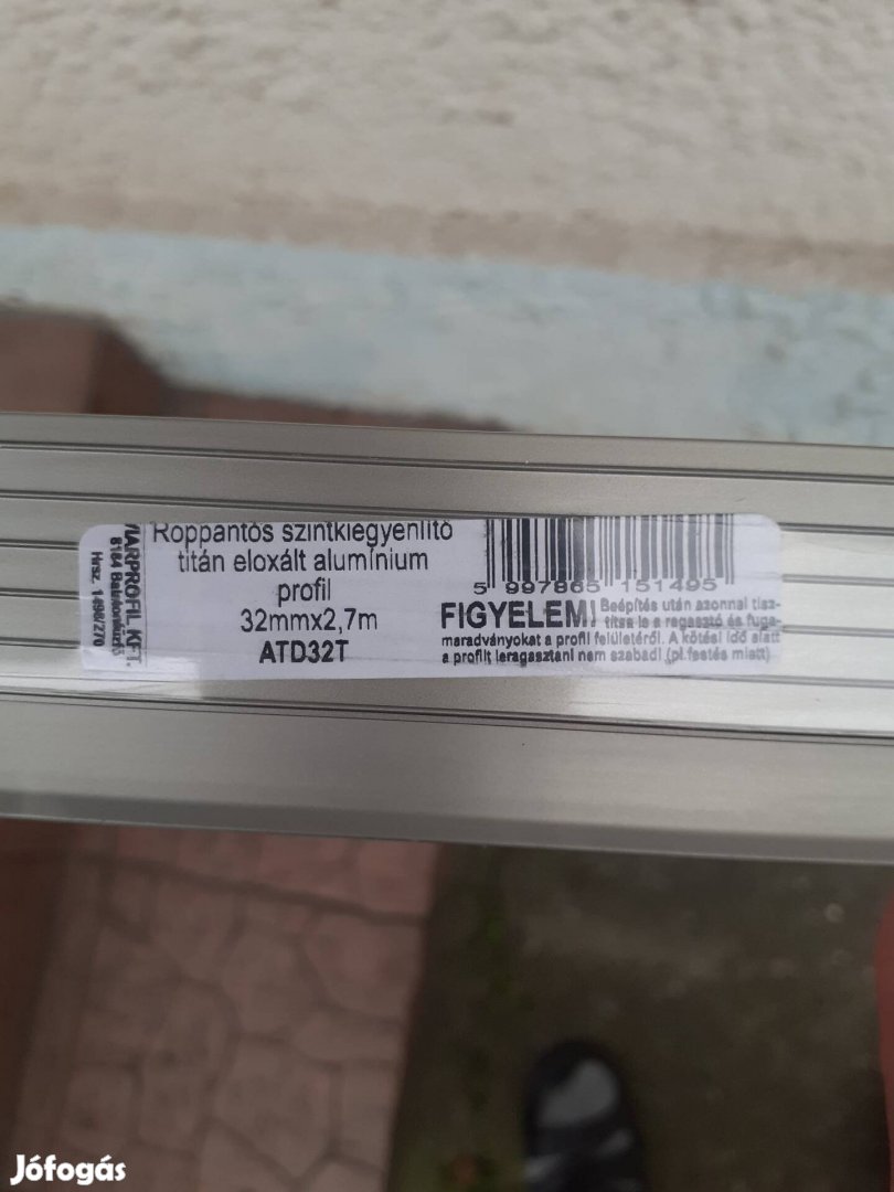 ATD32T Roppantós eloxált alu szintkiegyenlítő burkolatváltó  titán 