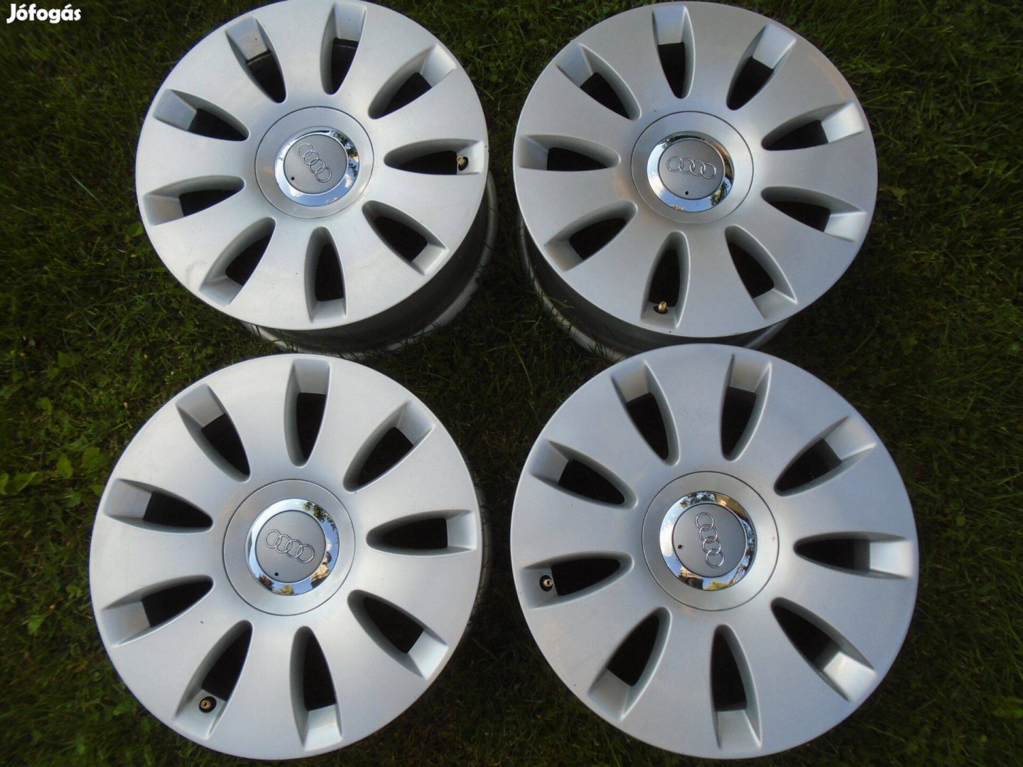 AUDI 16 collos gyári alufelni garnitúra (5x112)