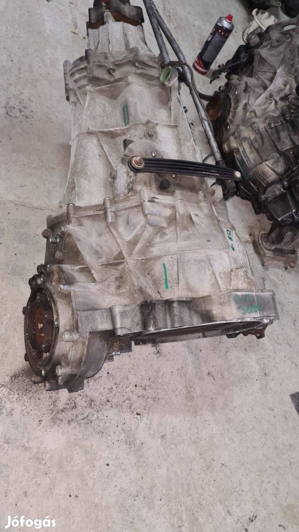 AUDI 3.0 TDI quattro sebességváltó eladó. Kód: KMU