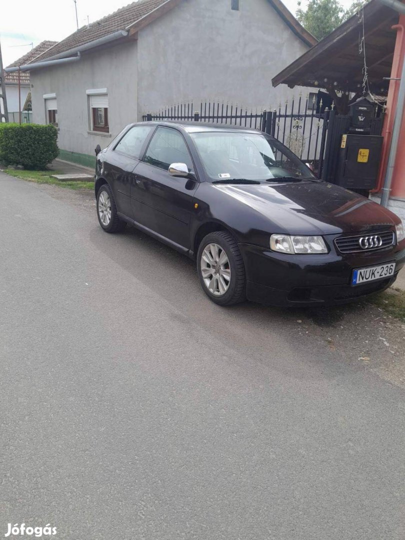 AUDI A3 1.6 Attraction