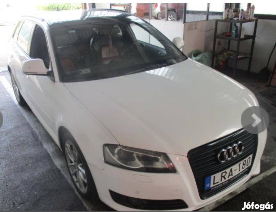 AUDI A3 1.8 TFSI Attraction S-tronic Foglalózva...