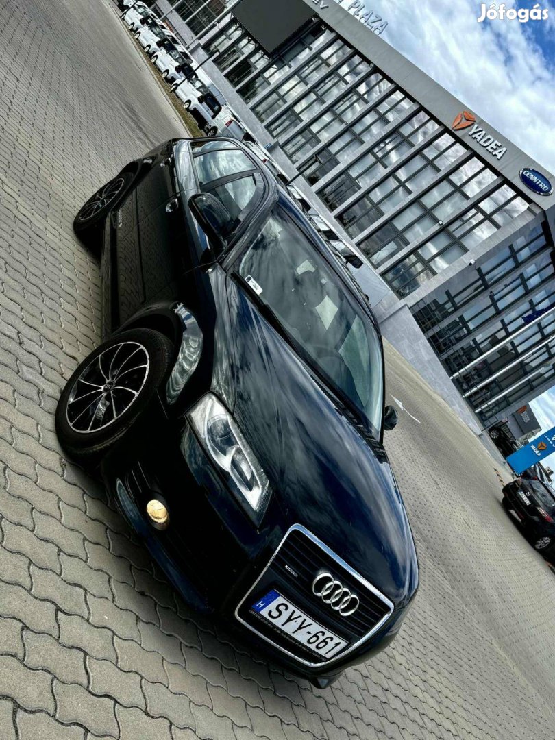 AUDI A3 1.8 TFSI Attraction quattro Facelift! L...