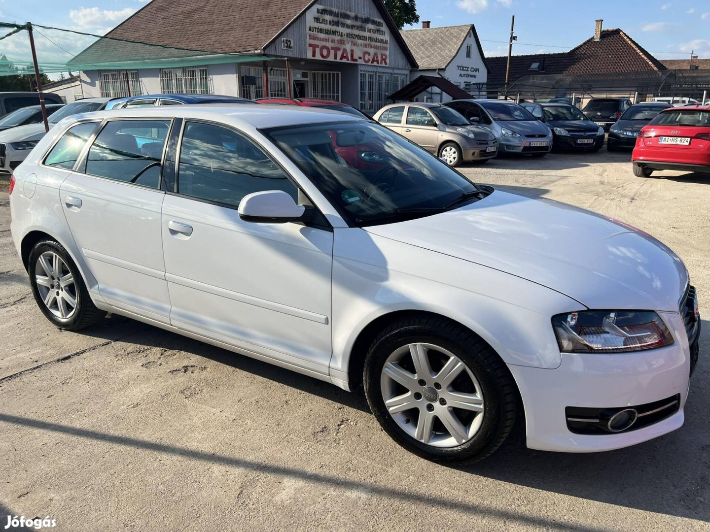AUDI A3 2.0 TDI Ambiente DPF Szervizkönyves