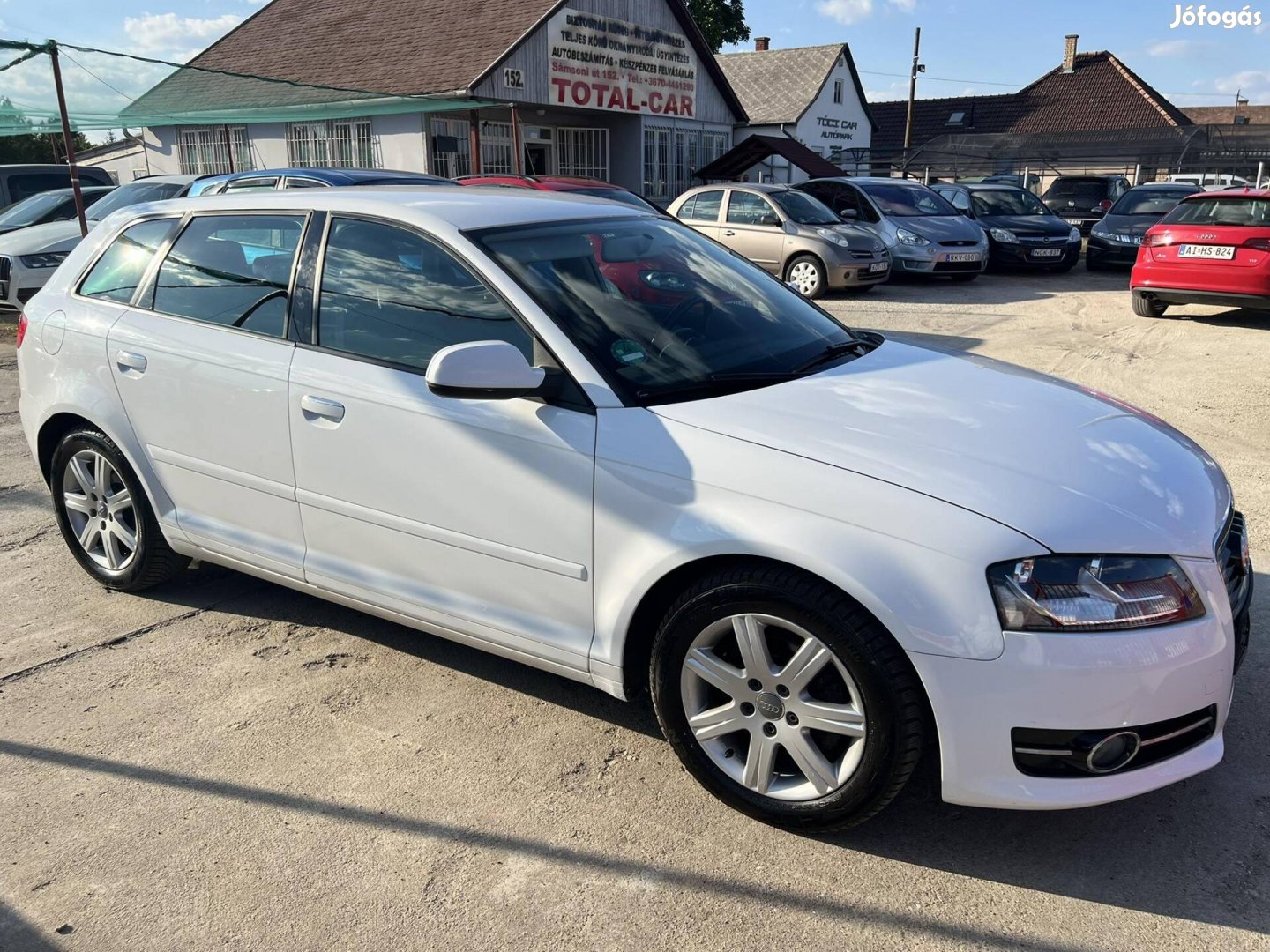 AUDI A3 2.0 TDI Ambiente DPF Szervizkönyves