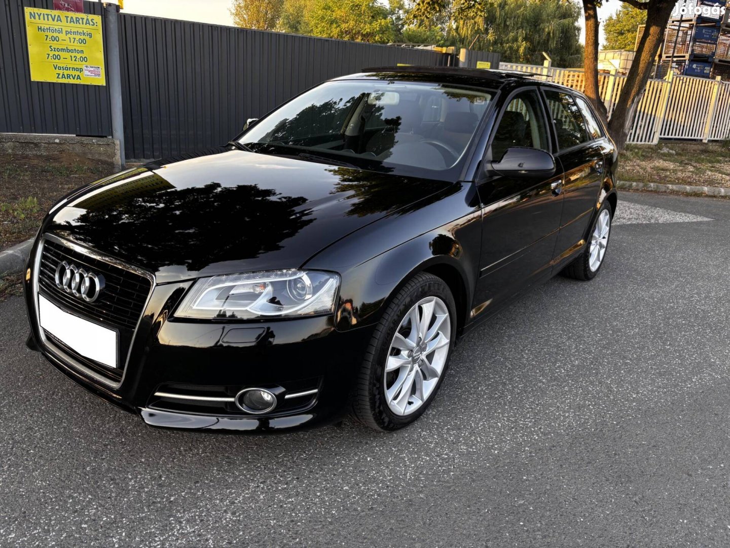 AUDI A3 2.0 TDI Attraction S-tronic DPF