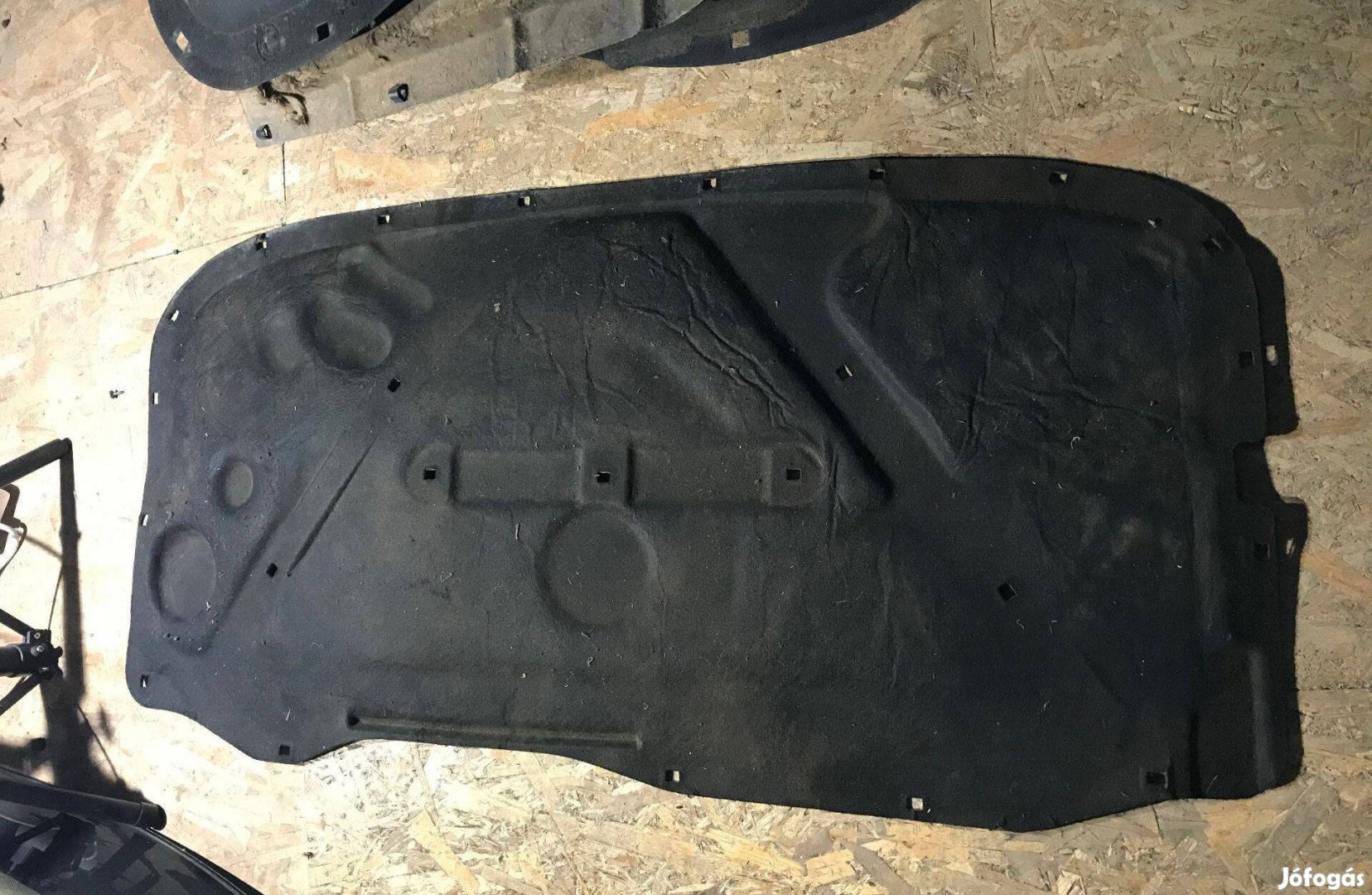 AUDI A3 8L FL _ géptető / motorháztető szigetelés