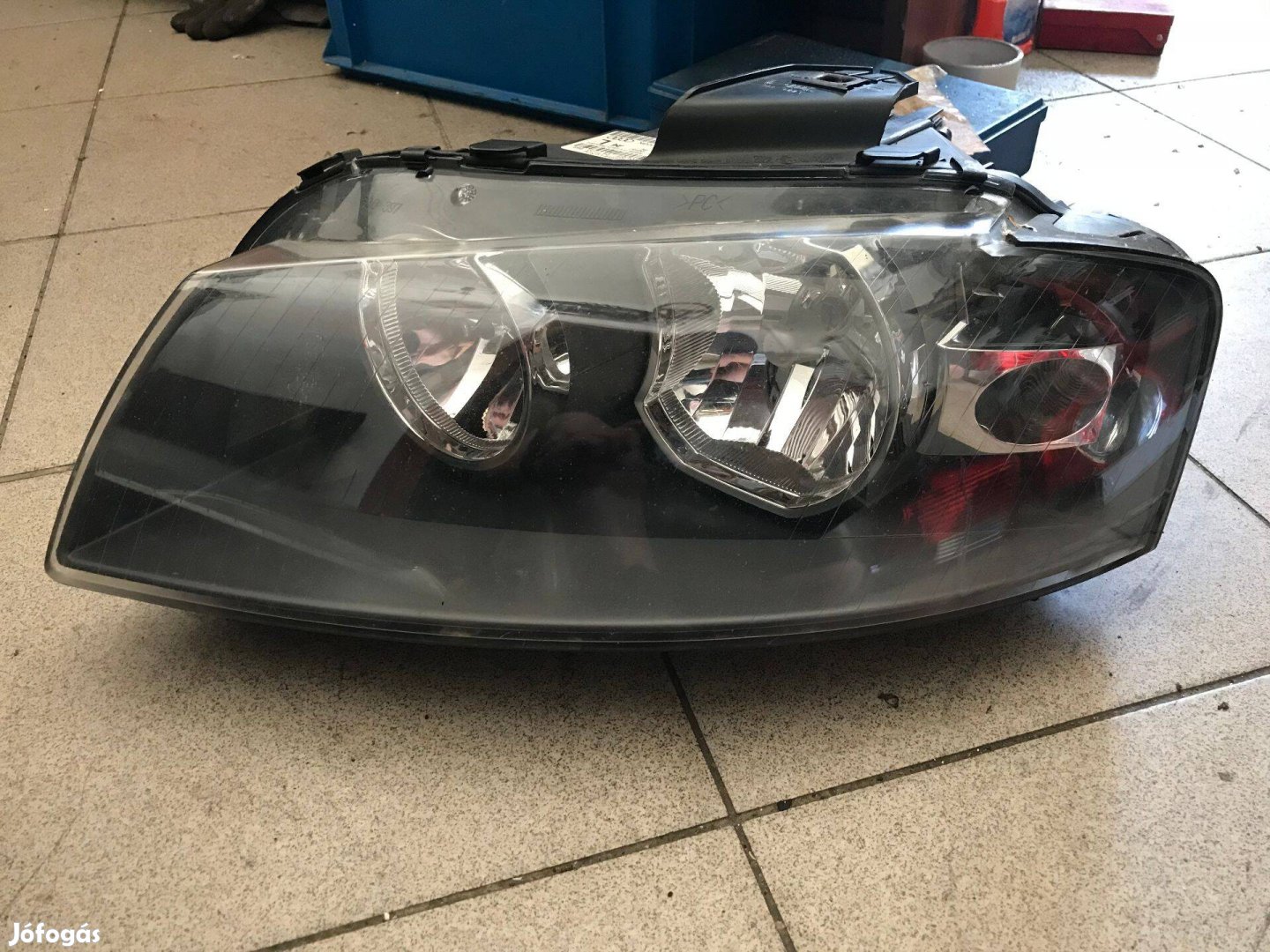 AUDI A3 8P / bal halogén fényszóró 8P0 941 003 K