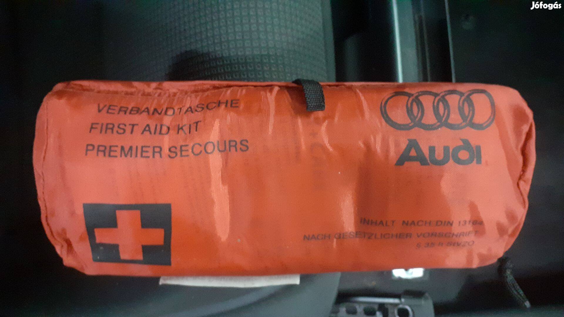 AUDI A3 8P gyári egészségügyi EÜ csomag