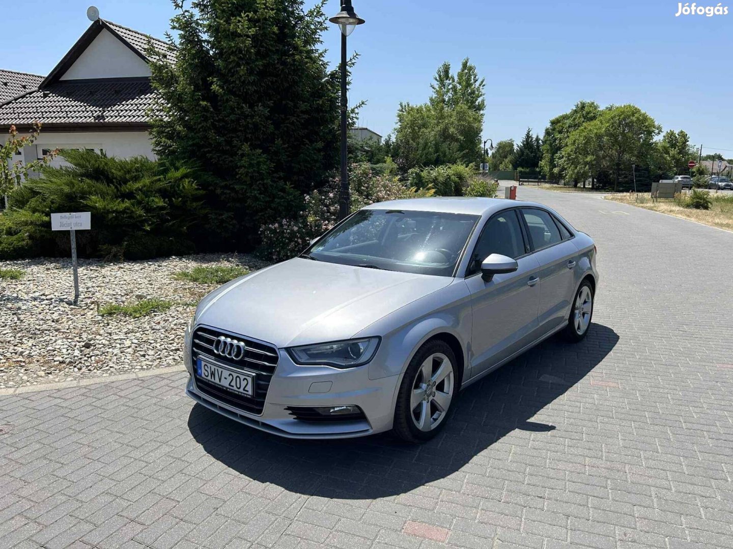 AUDI A3 Limousine 1.4 TFSi Ambiente 131.000 KM...