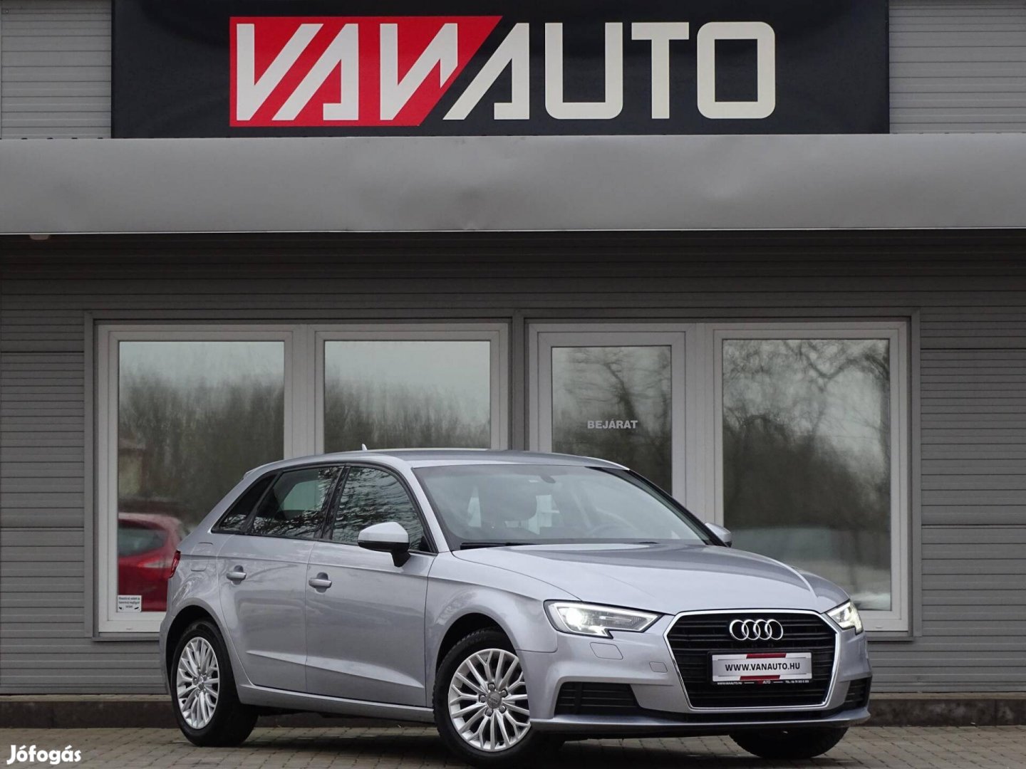 AUDI A3 Sportback 1.6 TDI Ambiente Digit-BI'Xen...