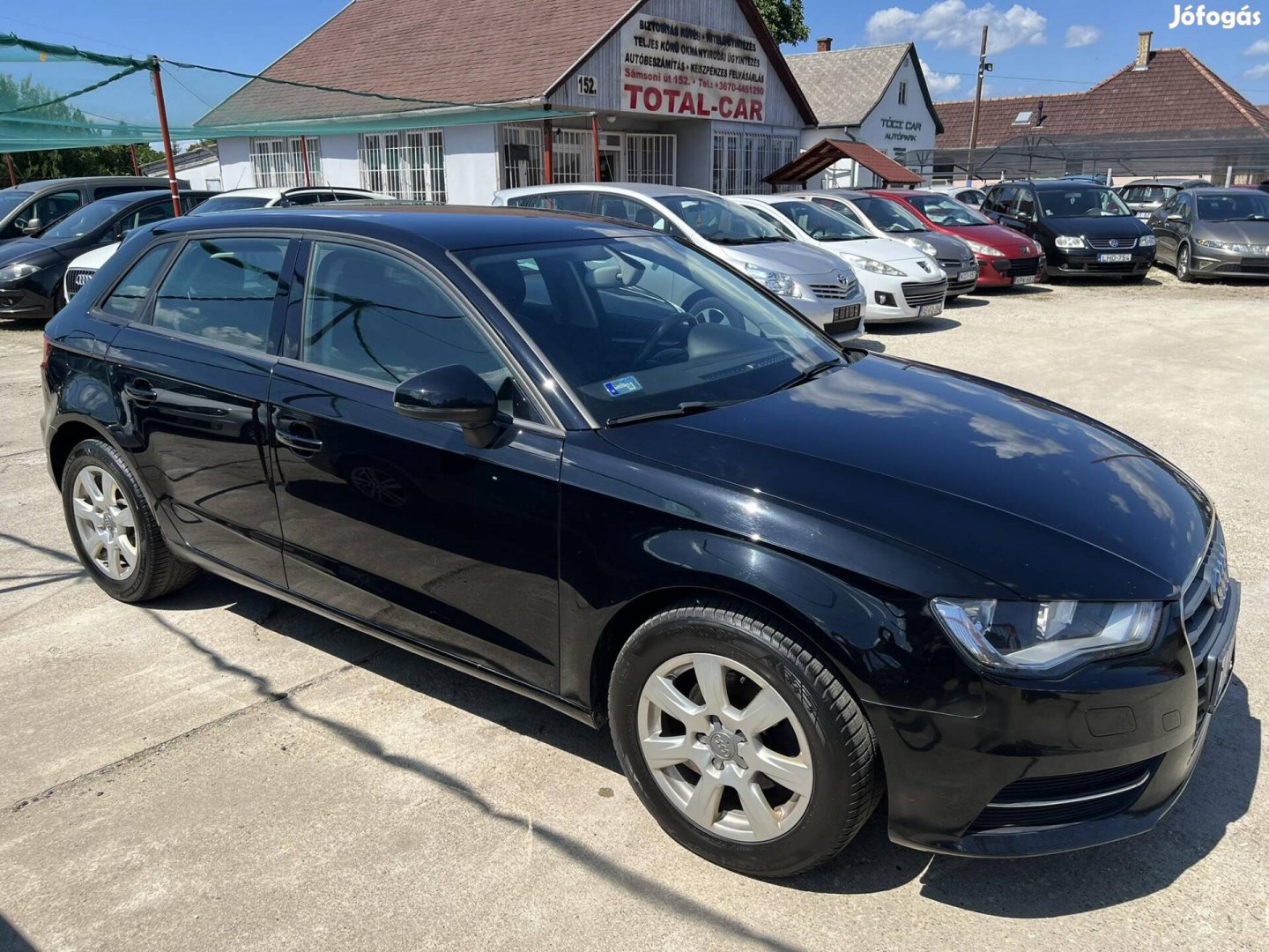 AUDI A3 Sportback 2.0 TDI Attraction Szervizkön...