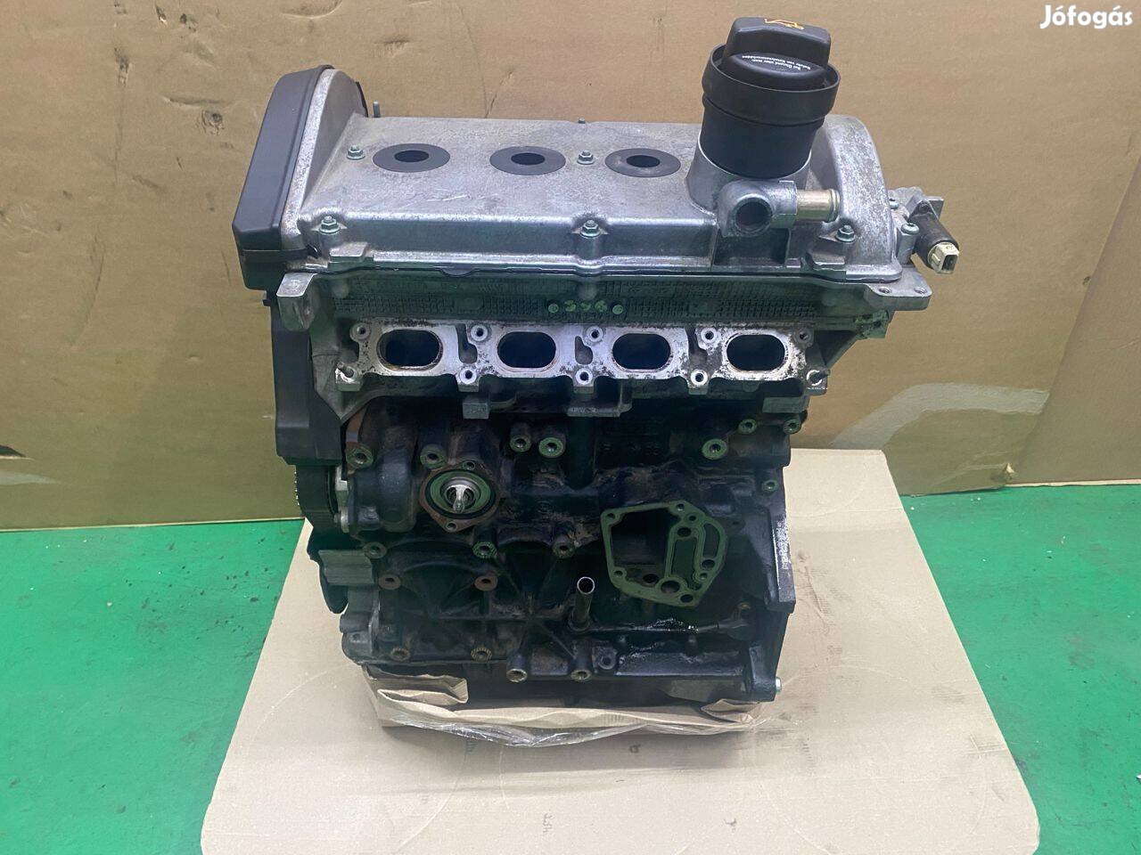 AUDI A3 8L1 Motor Fűzött blokk hengerfejjel