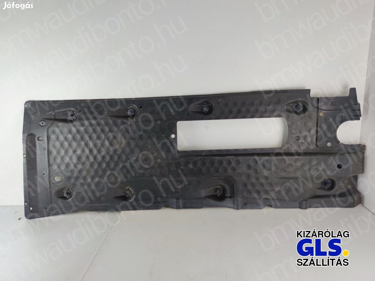 AUDI A3 (8P1) Jobb fenéklemez burkolat (1K0825212L)