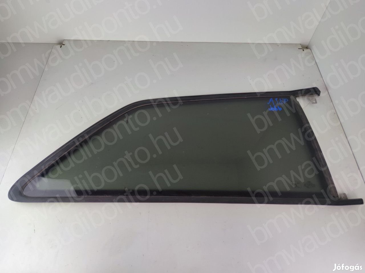 AUDI A3 (8P1) Jobb hátsó ajtó fix kisüveg ajtóban (8P3845300)