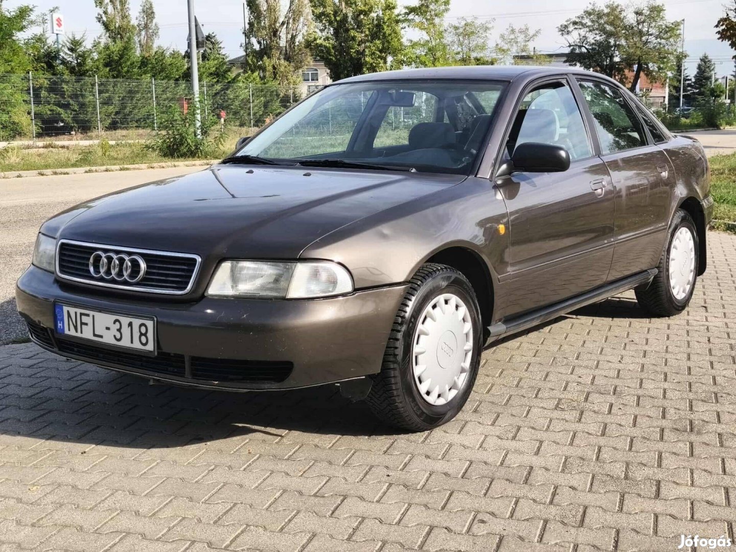 AUDI A4 1.6 Komfort
