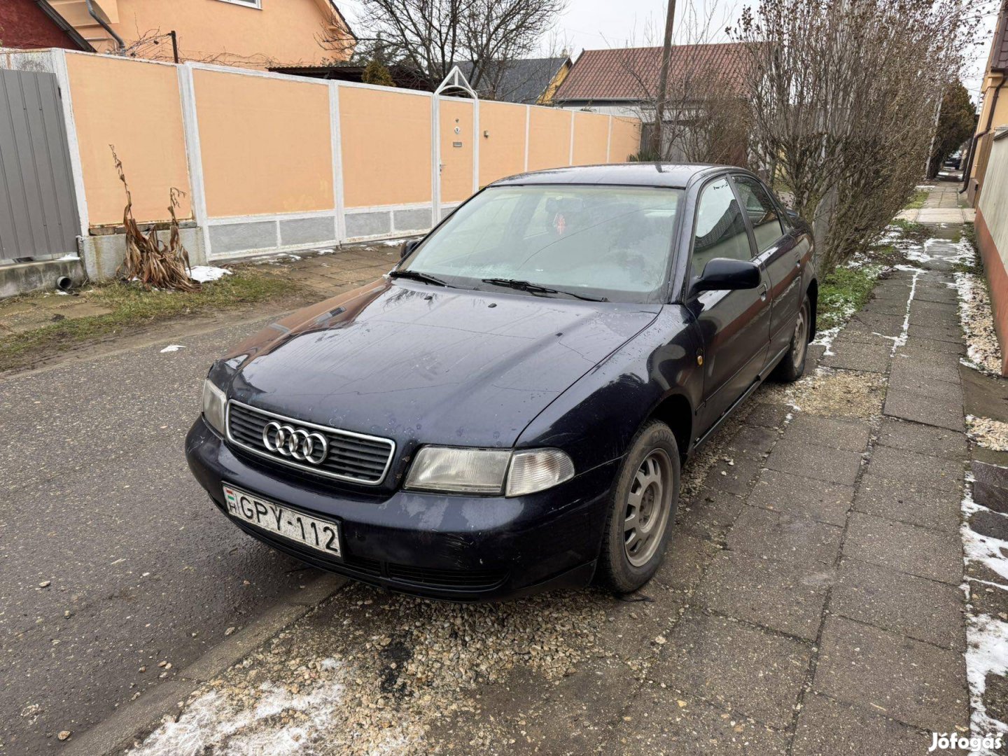 AUDI A4 1.6....