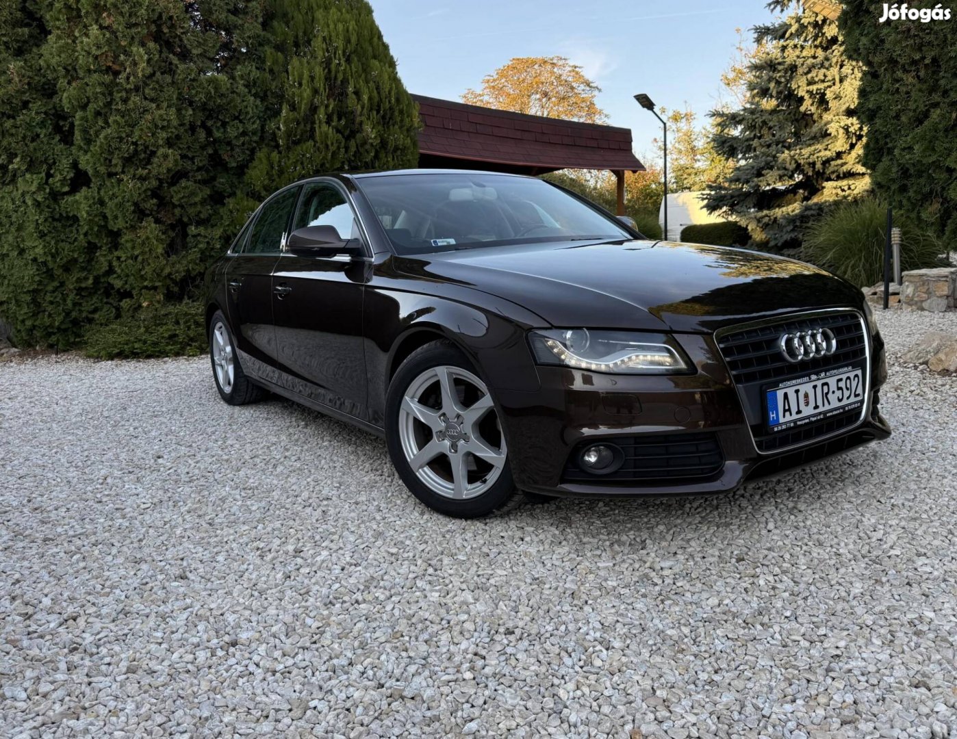 AUDI A4 1.8 TFSI EU5 106.000KM - Új Állapot - S...