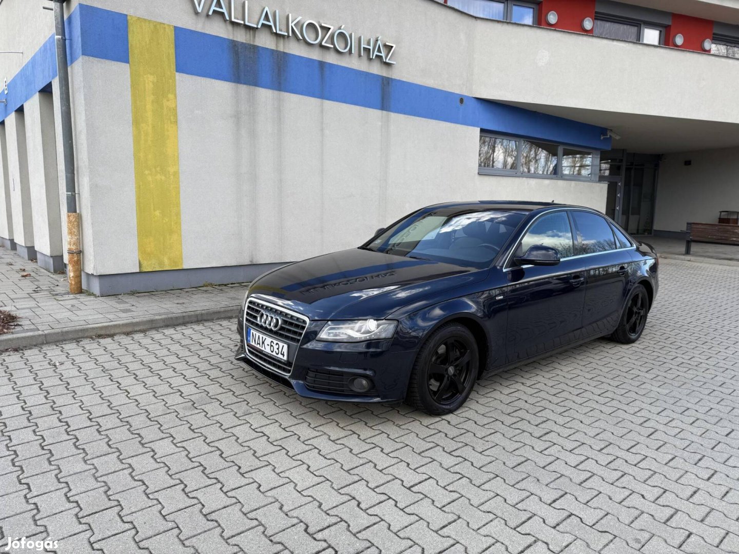 AUDI A4 1.8 TFSI Multitronic S-LINE
