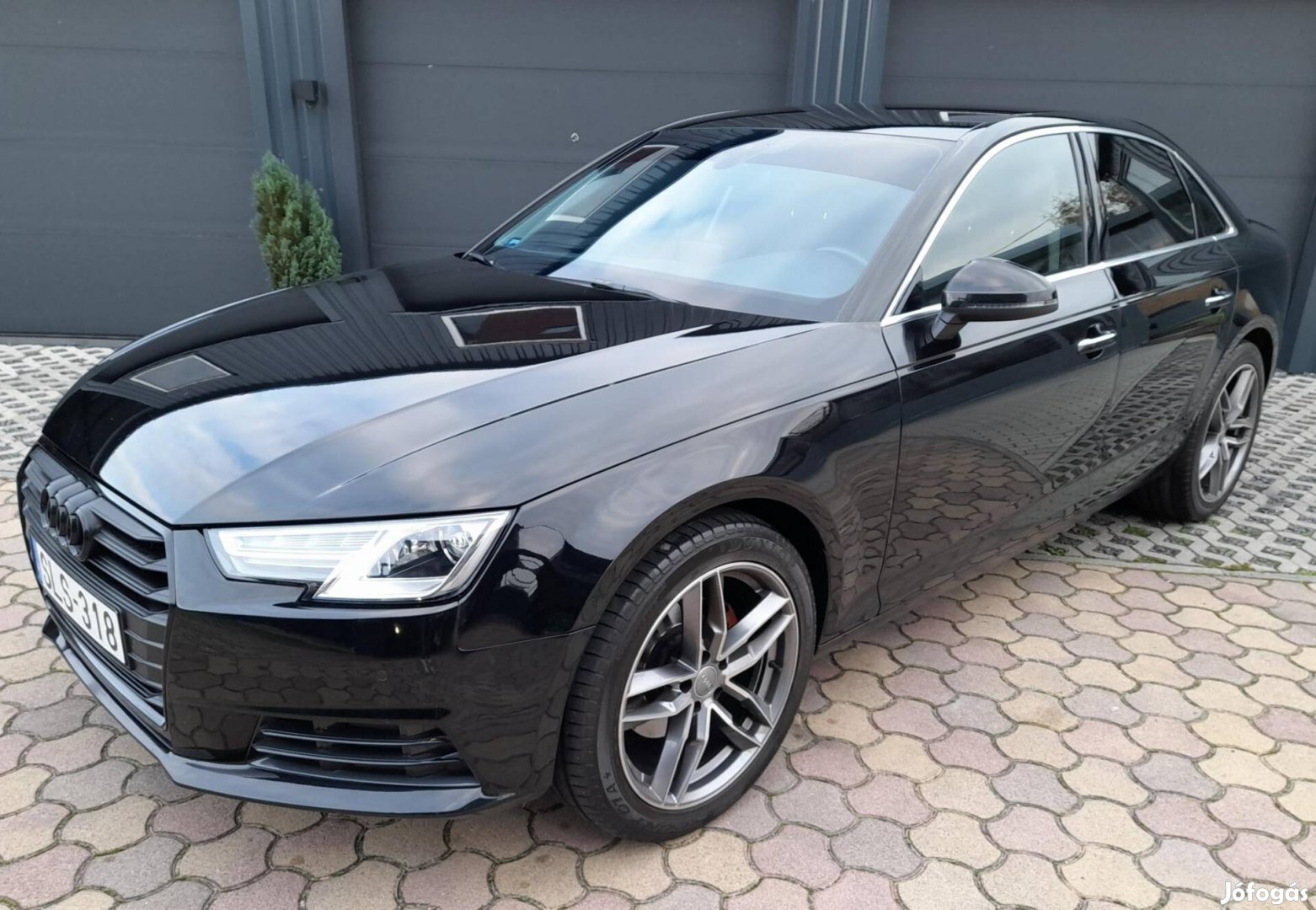 AUDI A4 2.0 TDI Basis S-tronic 92.530 KM.Magyar...