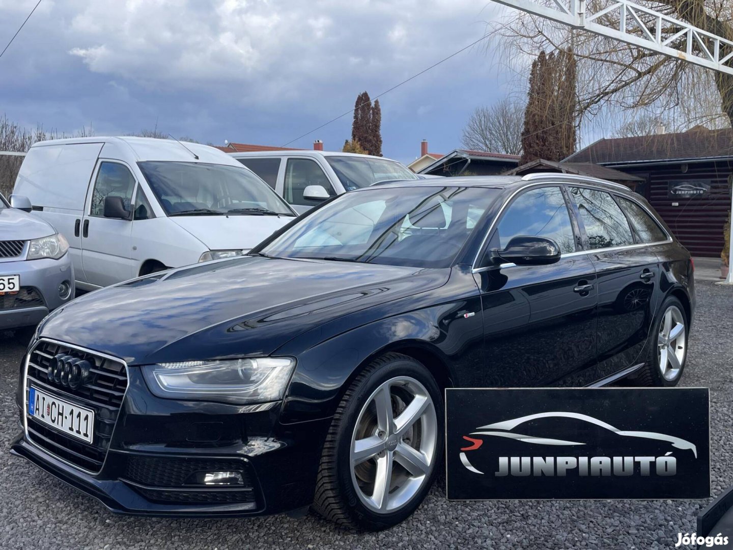 AUDI A4 3.0 3xS-line Szép állapotú Avant gyári