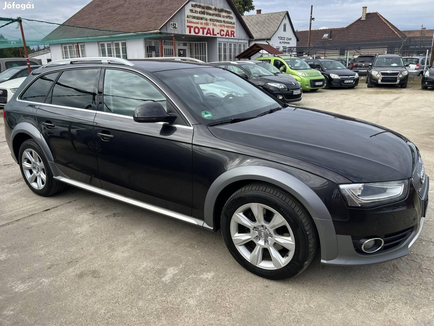 AUDI A4 Allroad 2.0 TDI quattro Szervizkönyves