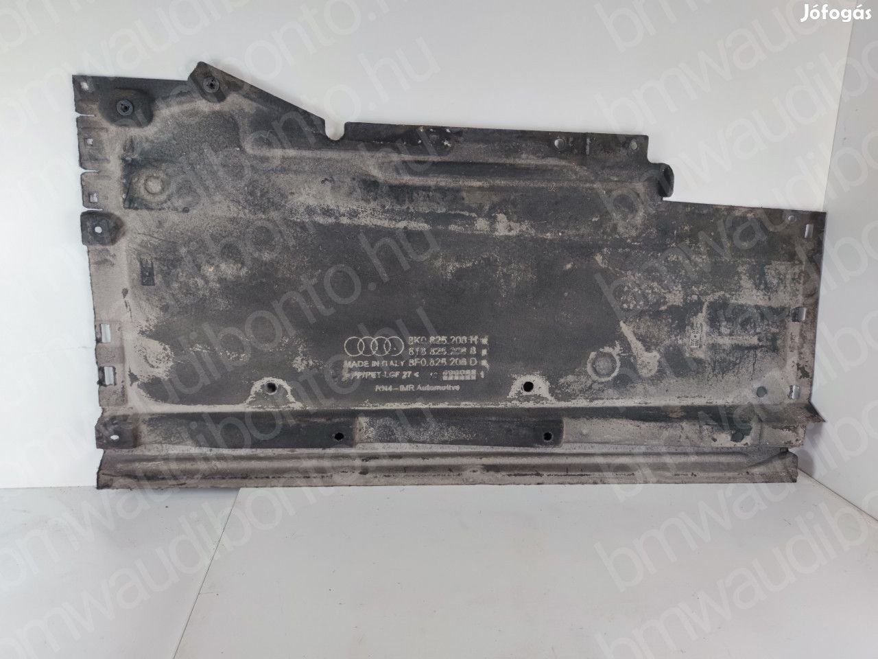 AUDI A4 Allroad B8 (8KH) Jobb fenéklemez burkolat (8K0825208H)