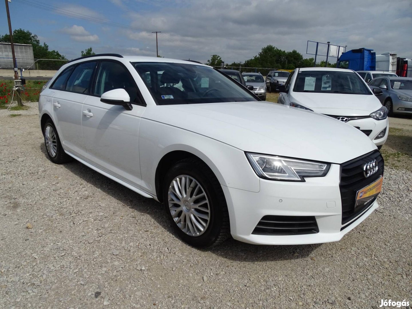 AUDI A4 Avant 1.4 TFSI Basis Vonóhorog! Csere-B...