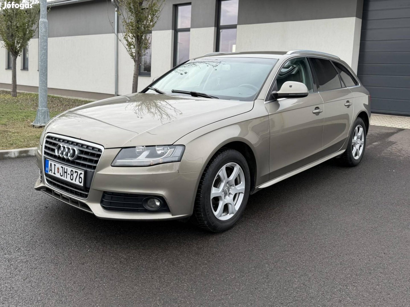 AUDI A4 Avant 1.8 TFSI Vonóhorog//2 Kulcs//