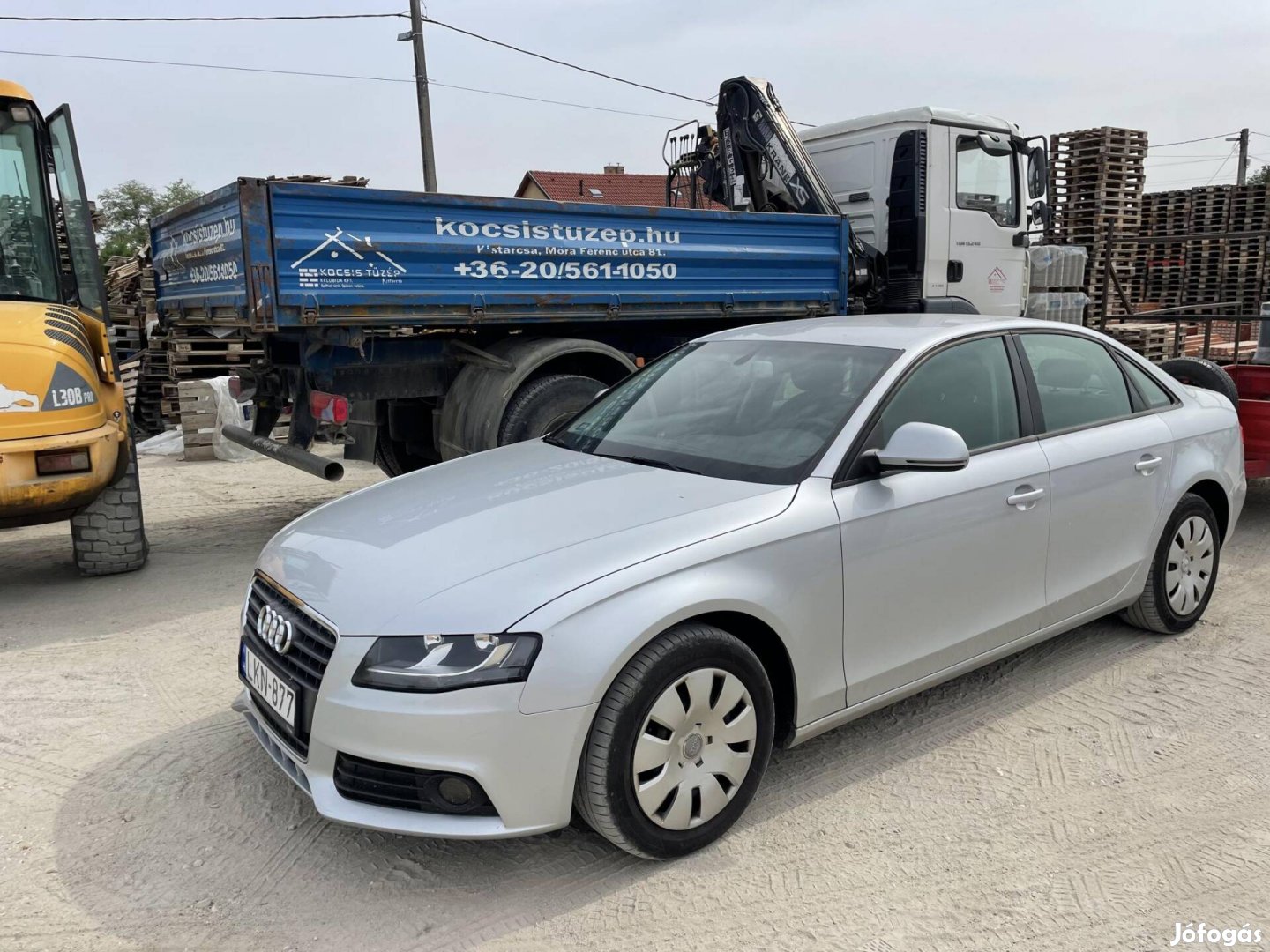 AUDI A4 Avant 2.0 TDI DPF EU5 szervizelt . 240....