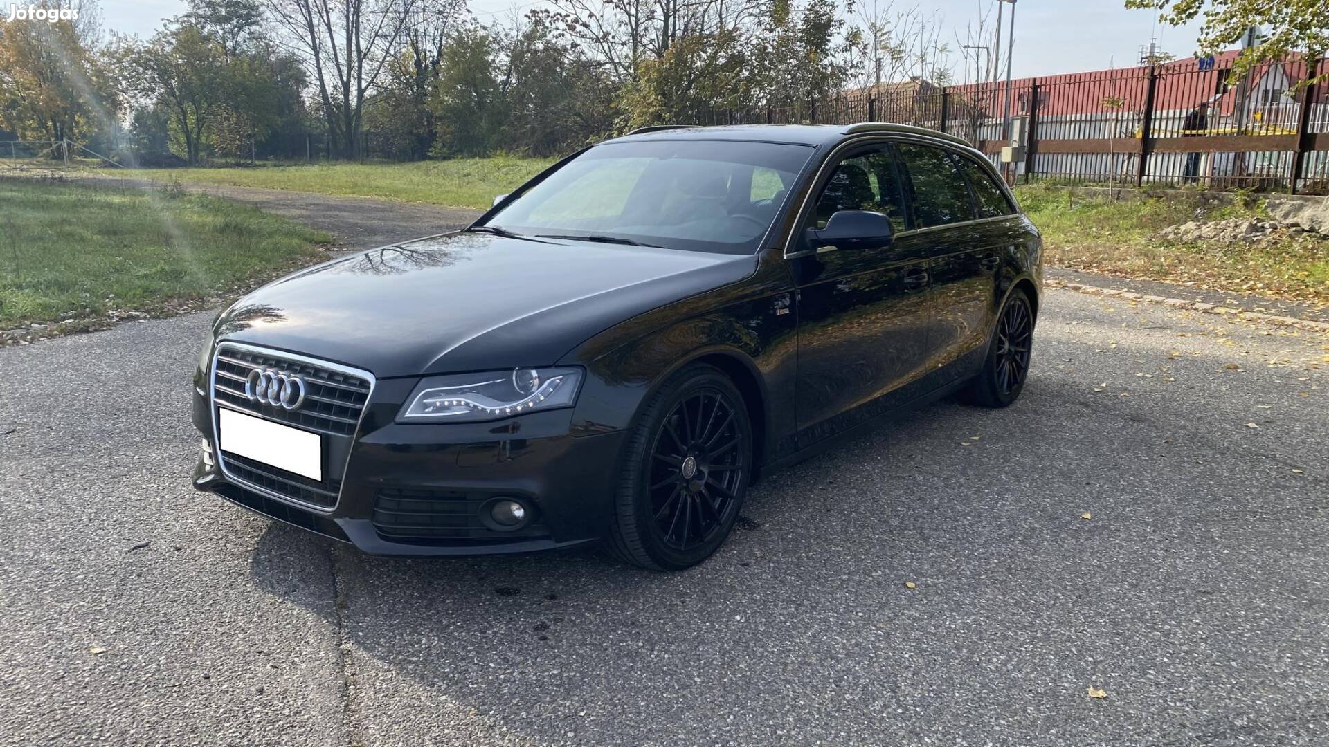 AUDI A4 Avant 2.0 TDI DPF S-Line