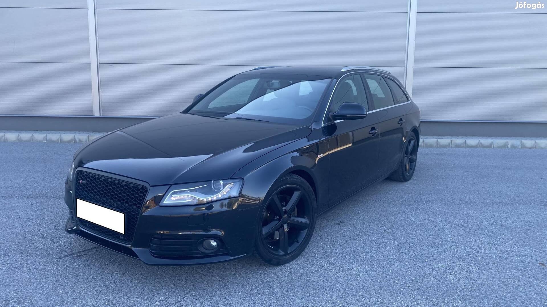 AUDI A4 Avant 2.0 TDI DPF S-Line