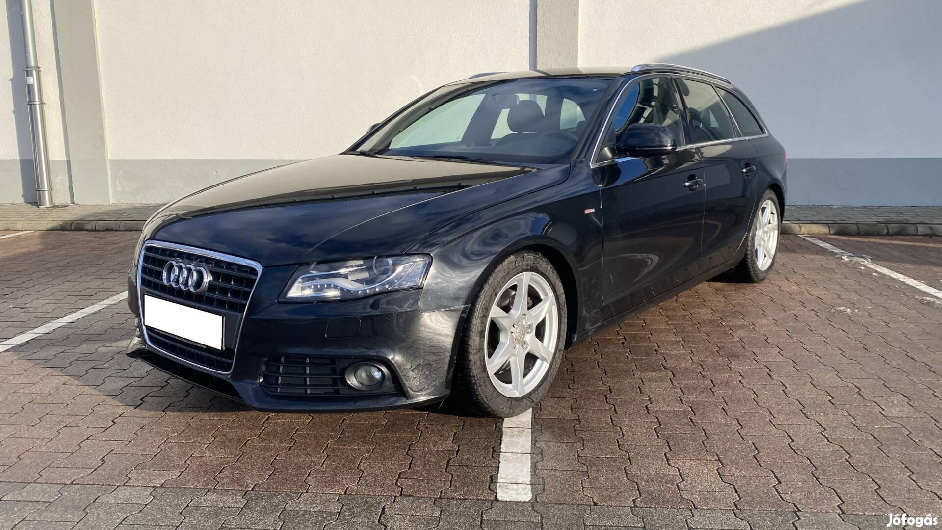 AUDI A4 Avant 2.0 TDI DPF S-Line